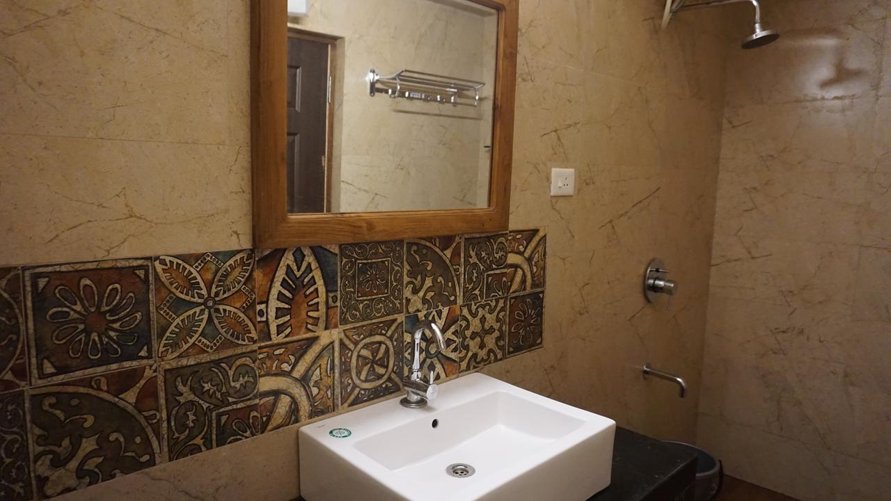 Coastal Suites Apart-Hotel Колва Экстерьер фото